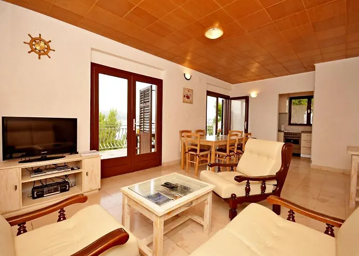Apartament Jakov Donji Okrug (Ciovo)